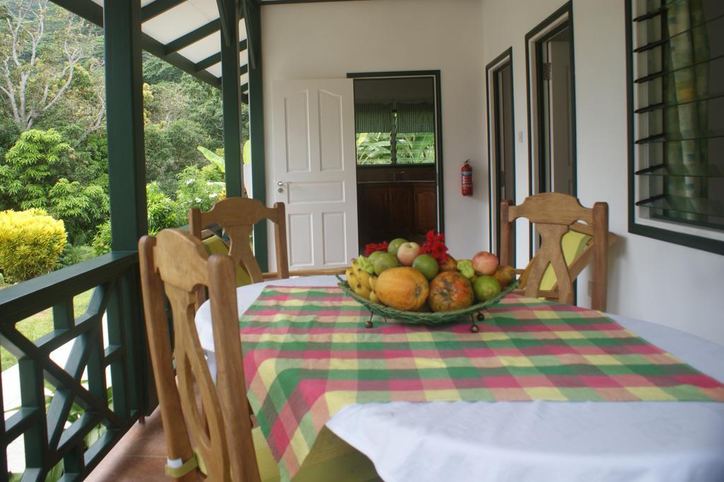 La Bel Zilwaz Guesthouse La Digue Exterior photo
