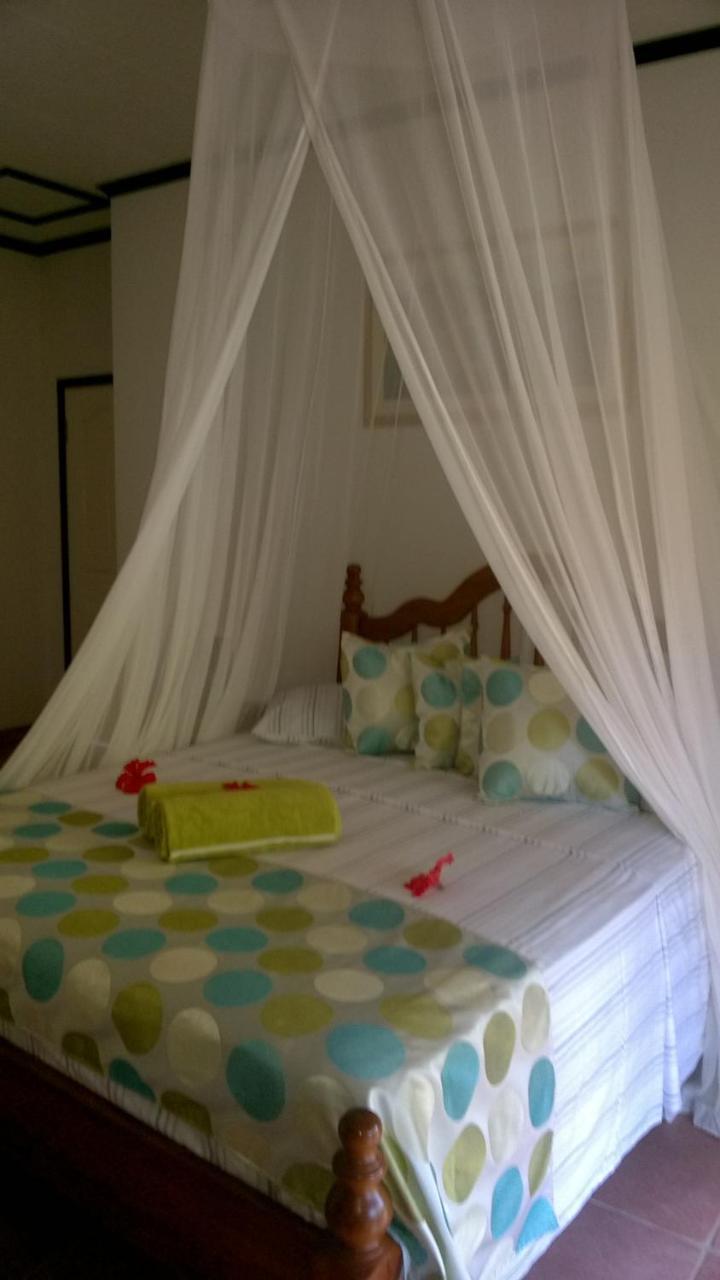 La Bel Zilwaz Guesthouse La Digue Exterior photo